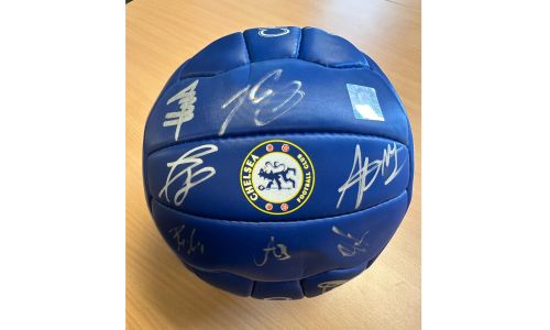 Signed Chelsea Football - 2022/23 Team