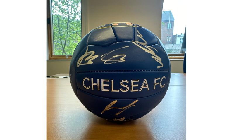 Signed Chelsea Football - 2022/23 Team