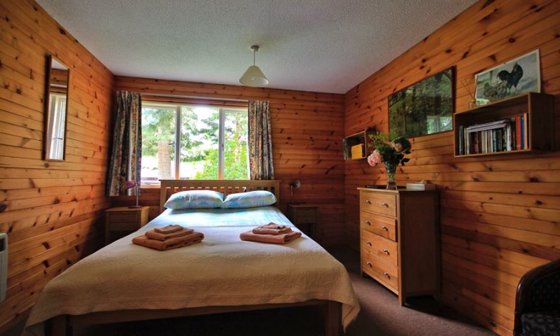 Escape to Nature - Dinner, Overnight Stay and Breakfast in at Aigas Field Centre