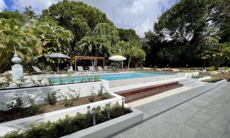 Exclusive Sandy Lane Luxury Villa Barbados for up to 10 People with Private Chef