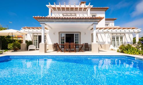 7-night stay in private villa in Praia D’el Rey, Portugal
