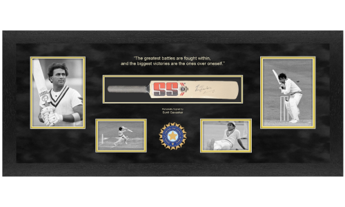 LIVE AUCTION - Sunil Gavaskar’s Signed Bat