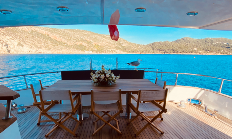 LIVE AUCTION - 3 Day Luxury Yacht Trip - Between November and March
