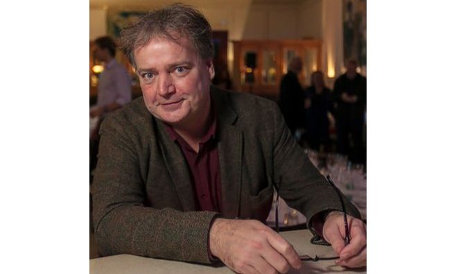 LOT 6 - Lunch for 12 with Tom Parker Bowles and Bill Knott