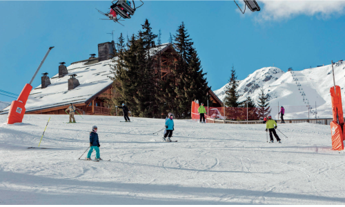 LOT 9 - Five-Night Stay for Sixteen Guests at Chalet Le Yeti